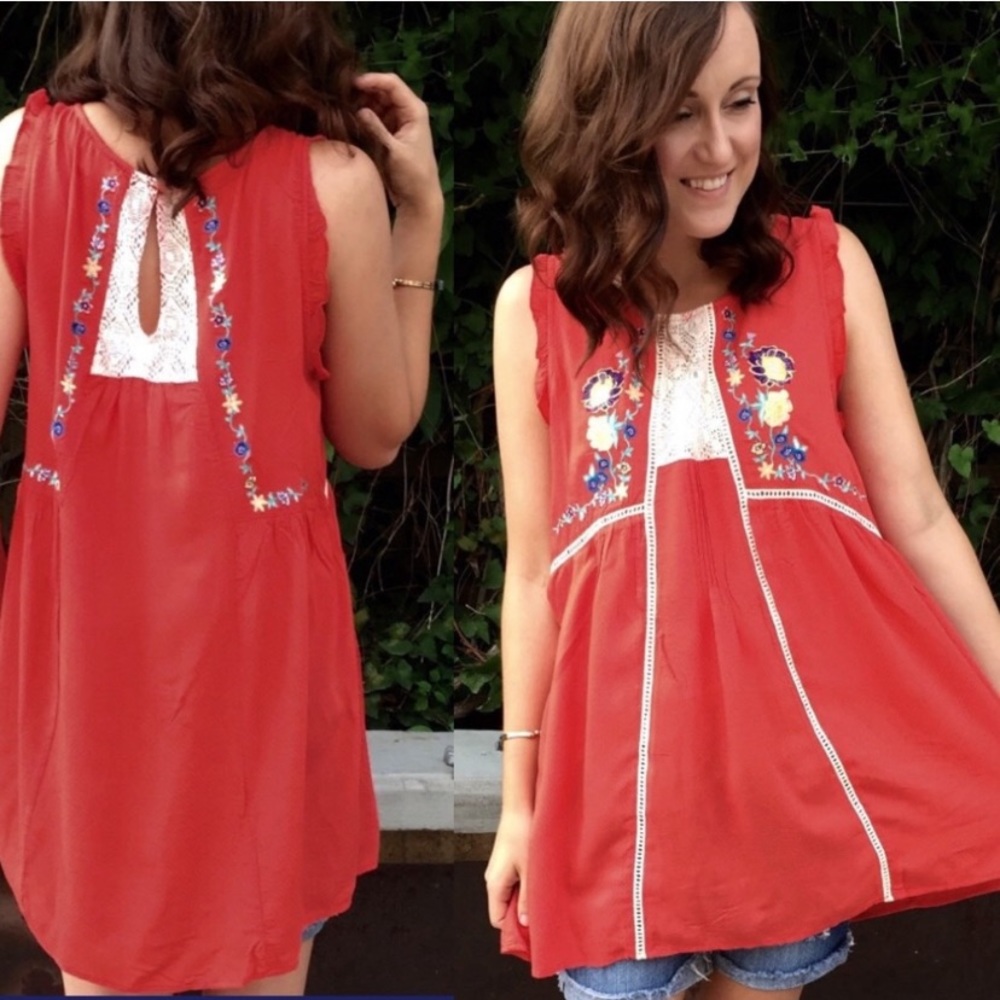 🌻 Coral Floral Embroidered Tank Ruffle Detail